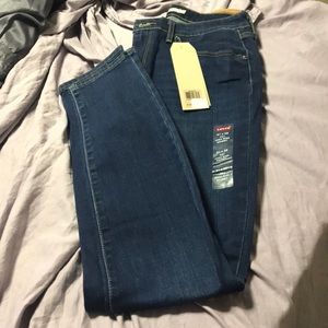 Levi’s women jeans